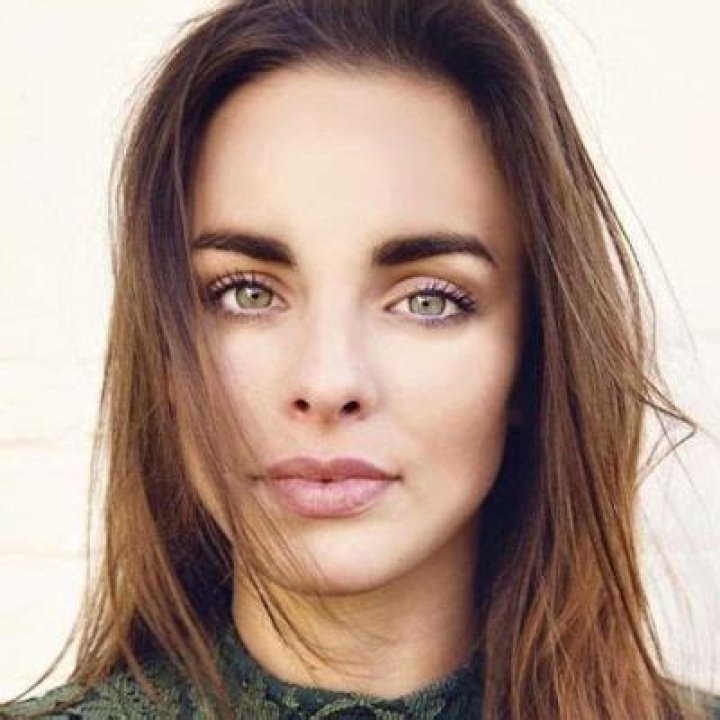 
Who Is Charlotte Hawthorne From “Dancing 100”? 