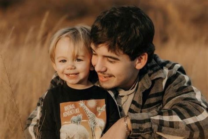 Who Is Noah Thompson Son Walker Lee Thompson? Baby Mama Angel Dixon And Their Relation