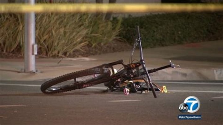 
Who was John Mammone? Dana Point cyclist stabbing video leaves internet in disbelief 