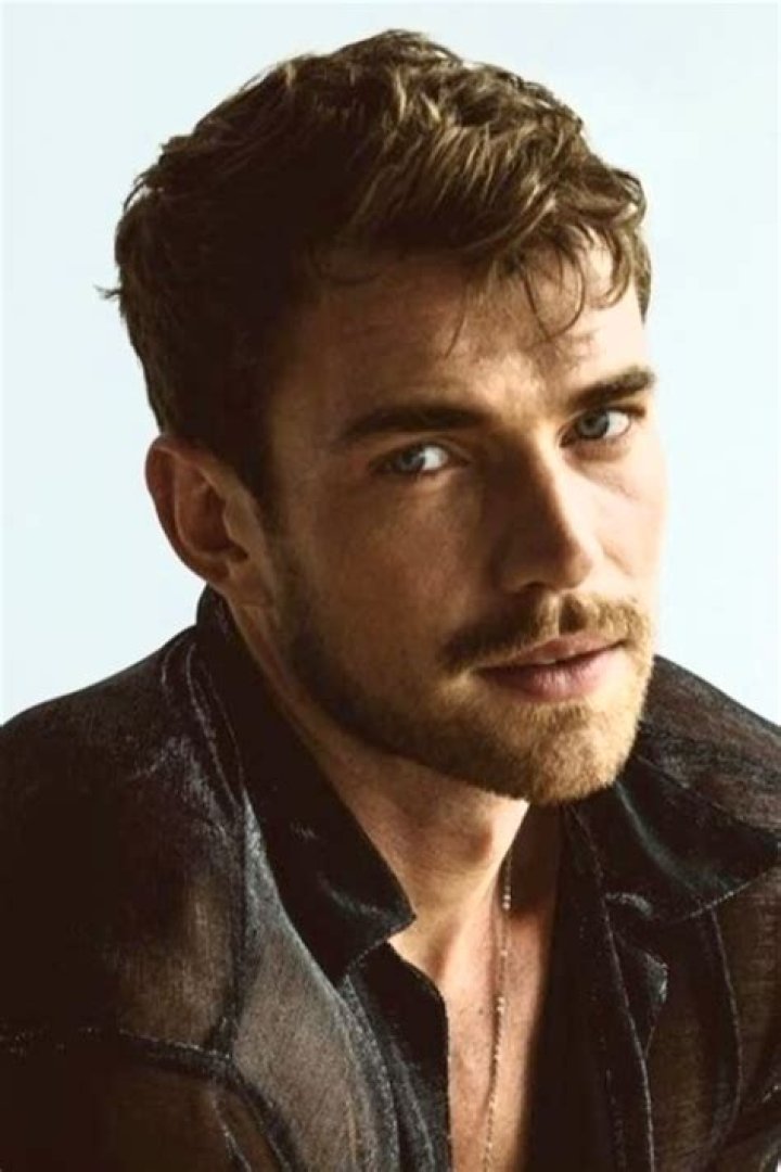 Zane Phillips Height, Weight, Body Measurements, Shoe Size